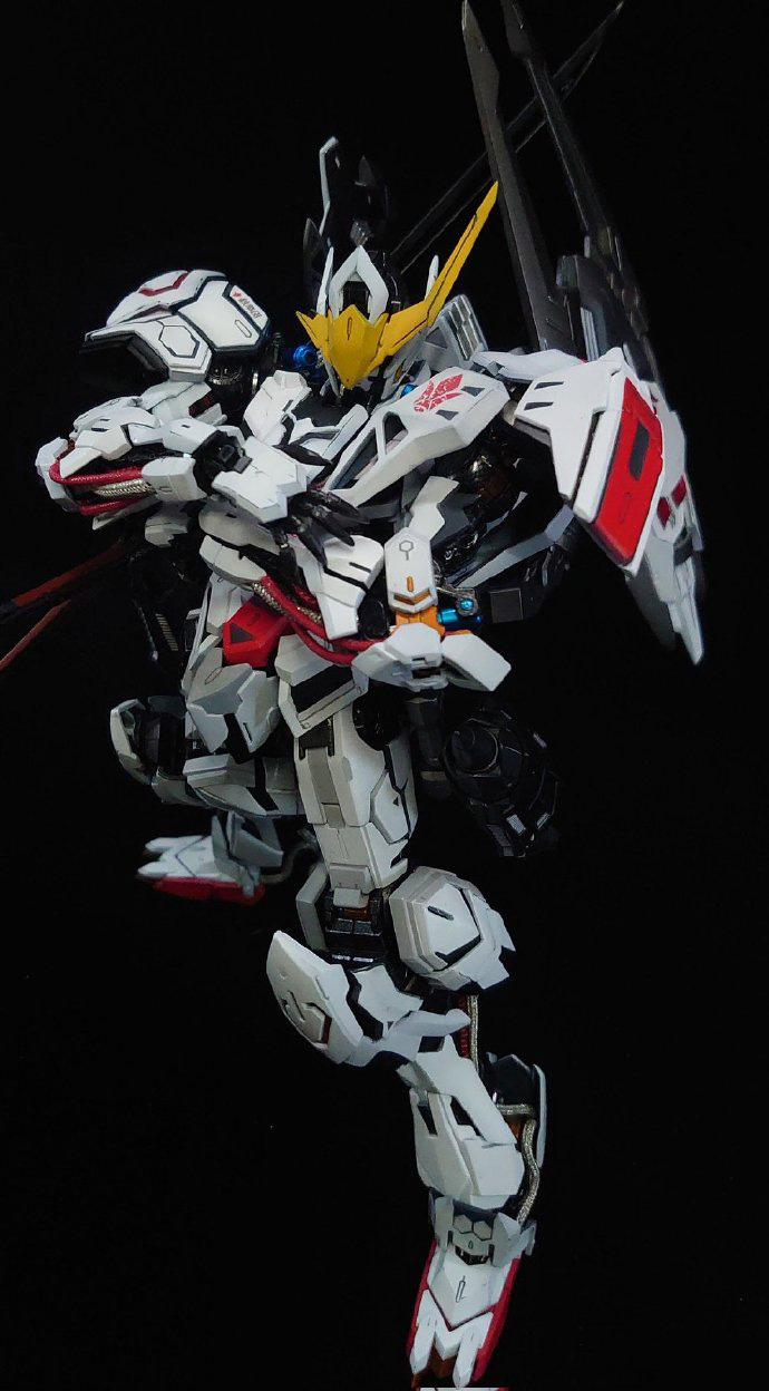 想要改造巴巴托斯高达模型的模友可以参考一下以上模