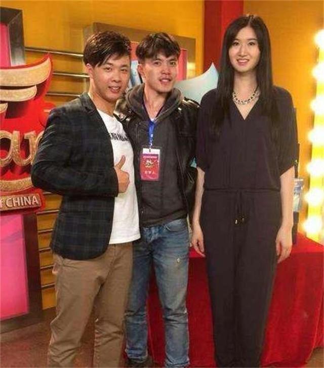 8米丈夫,上门作客撞门框,未来婆婆:拆了,换大的|梁天云|王金宝|张佳迪