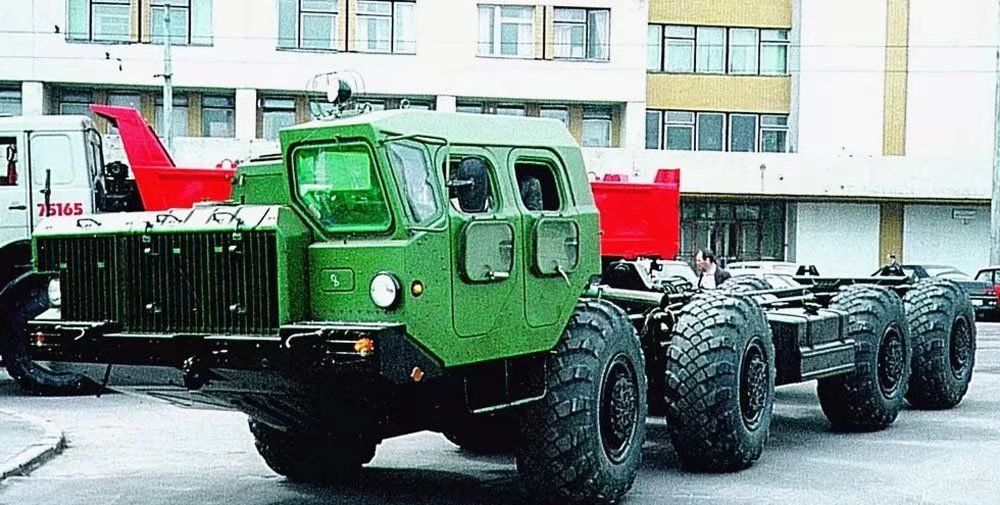 图说maz543系列重型车辆发展史苏联红色驮马的暴力美学