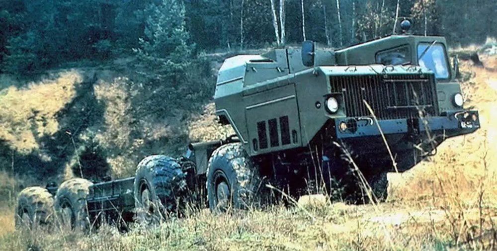 图说maz543系列重型车辆发展史苏联红色驮马的暴力美学