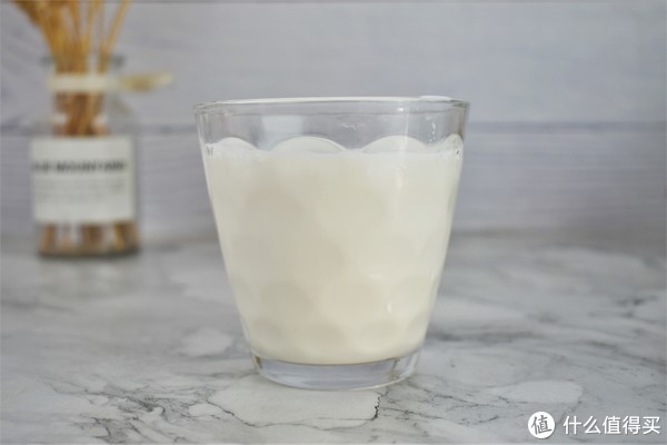 喝出一天好元气！一起感受供港壹号纯牛奶的纯香体验吧!休闲区蓝鸢梦想 - Www.slyday.coM