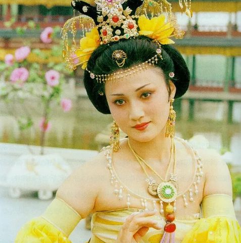 中国首位拍吻戏的女演员，最美杨贵妃，却因太美遭人暗算险毁容休闲区蓝鸢梦想 - Www.slyday.coM