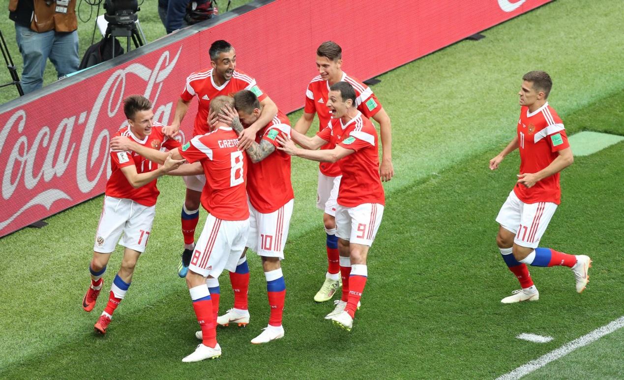 国际足联制裁大棒砸向俄罗斯，足球无关政治遭打脸，球迷骂声一片休闲区蓝鸢梦想 - Www.slyday.coM