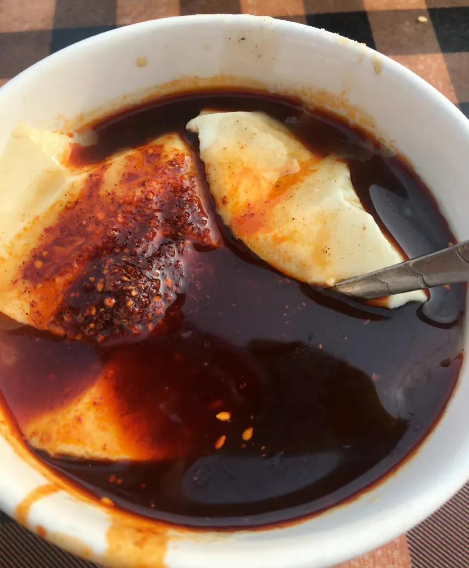 一碗乾县豆腐脑,一块酱辣子夹锅盔,看见了就忍不住想吃|豆腐脑|乾县|