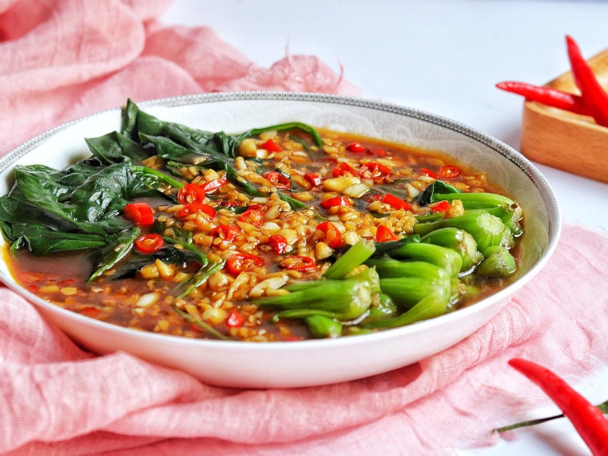 蚝油菠菜:简单好学,清新健康,美味又好看|菠菜|蚝油|蒜末_新浪新闻