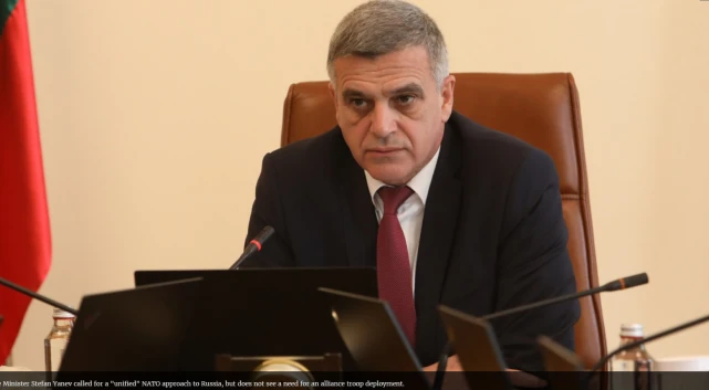 保加利亚国防部长斯特凡·亚涅夫 资料图