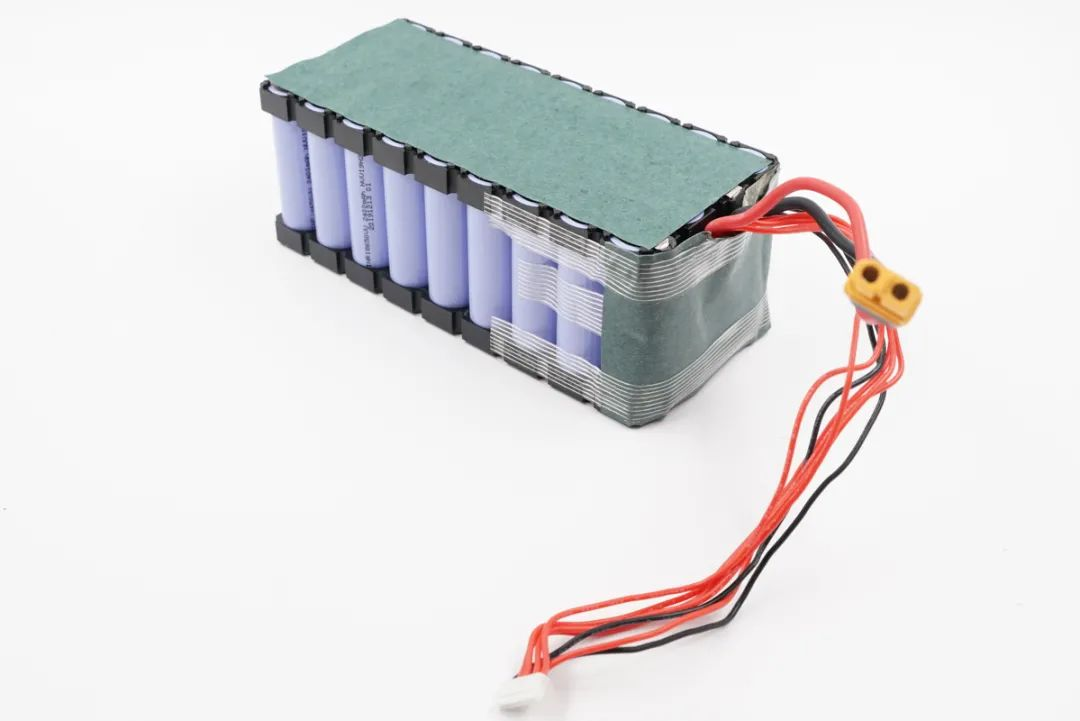 4680电芯量产推动户外电源能量密度创新高