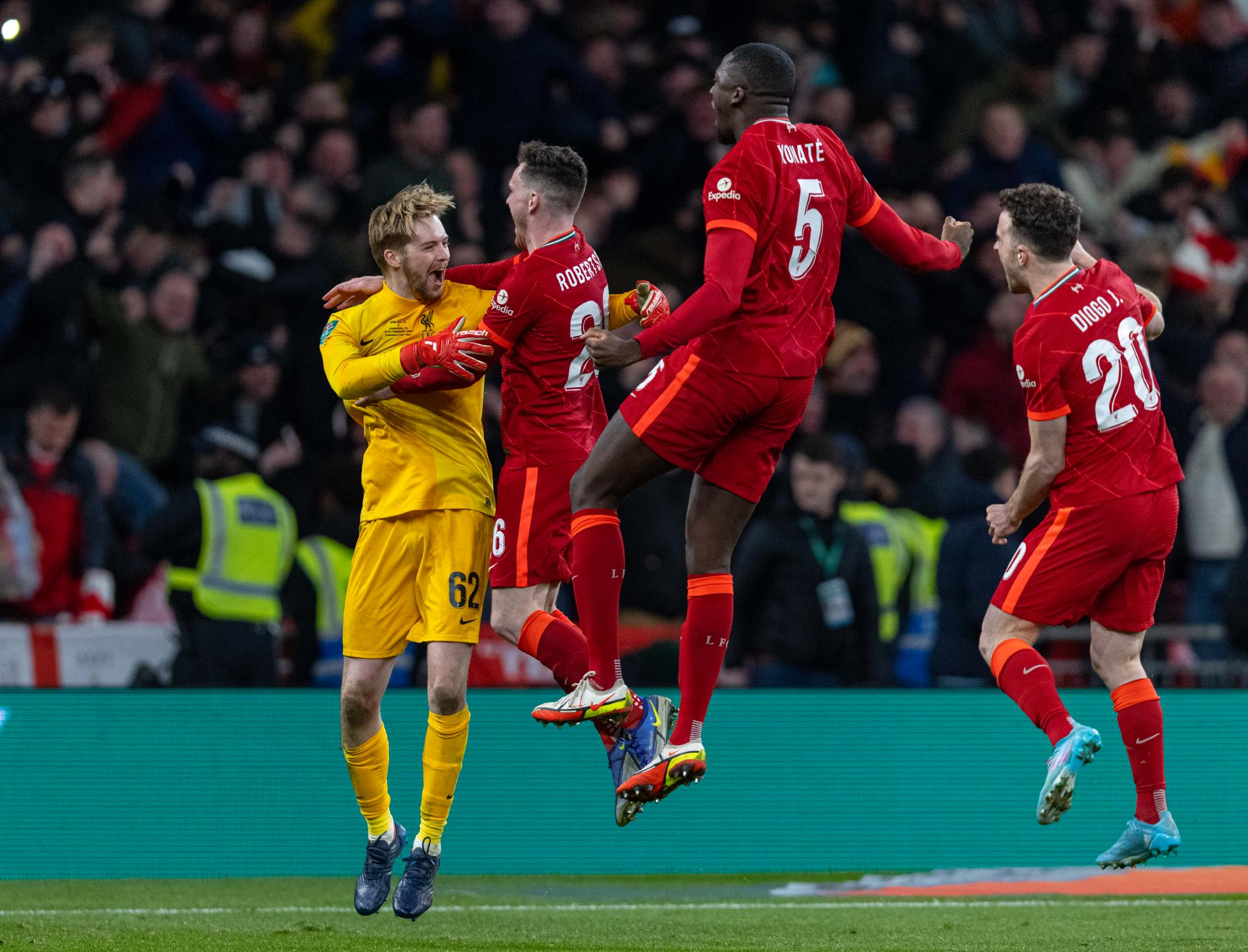 足球英格兰联赛杯利物浦夺冠