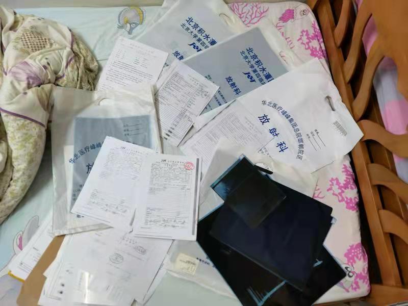 拯救消失的骨头：罕见病女孩求医广州119小时终确诊，“我第一次看到爸爸哭”休闲区蓝鸢梦想 - Www.slyday.coM