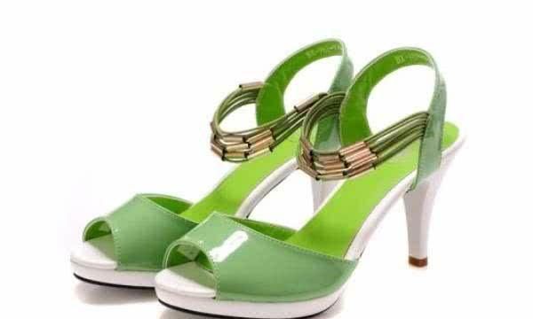 心理测试：选1双高跟鞋，测未来的TA带给你的是幸福感还是满足感休闲区蓝鸢梦想 - Www.slyday.coM