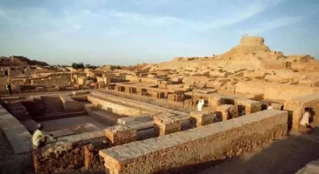 揭秘精绝古城消失之谜，精绝古城真的存在而非杜撰！休闲区蓝鸢梦想 - Www.slyday.coM