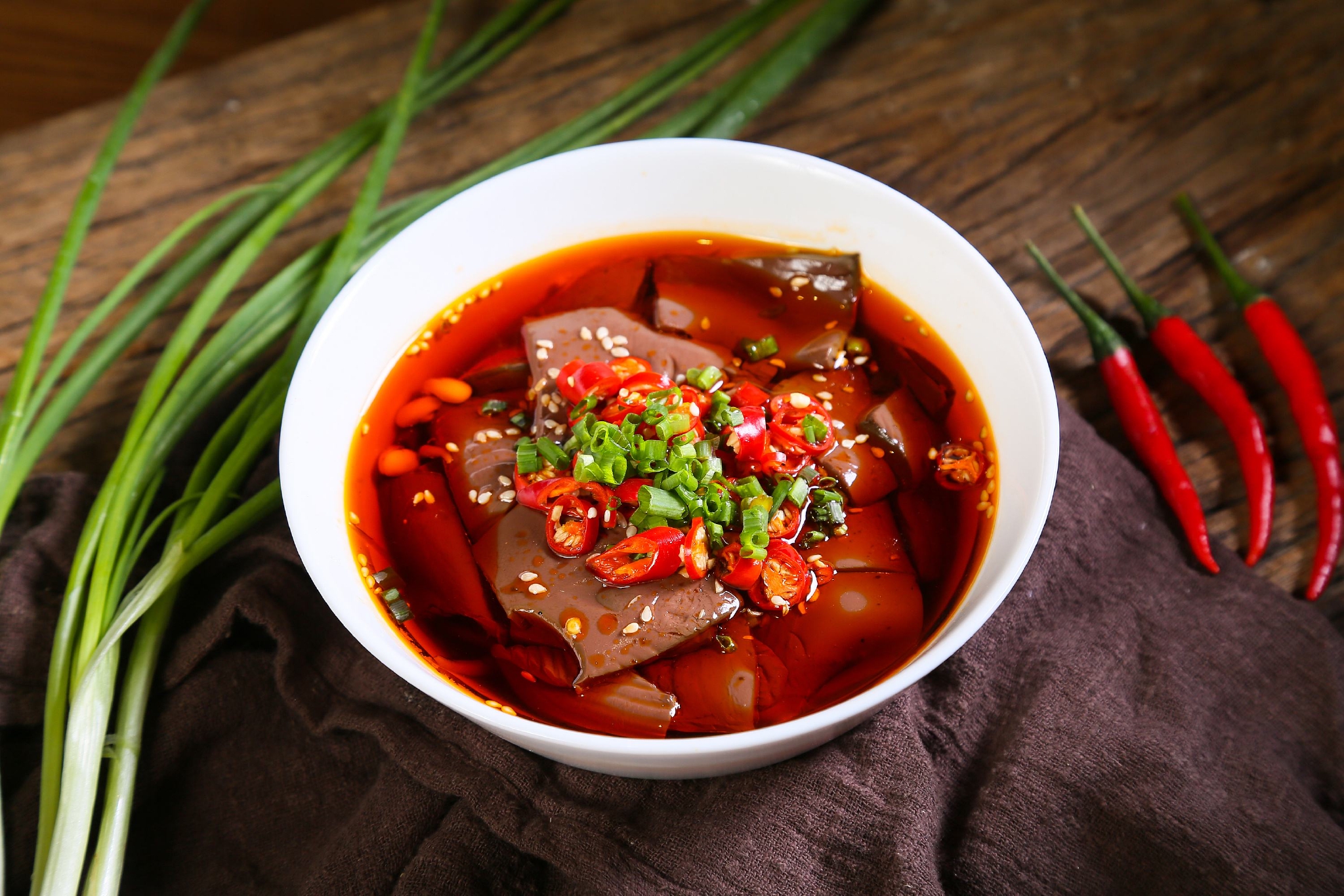 麻辣鸭血拌面|鸭血|麻辣|豆腐_新浪新闻