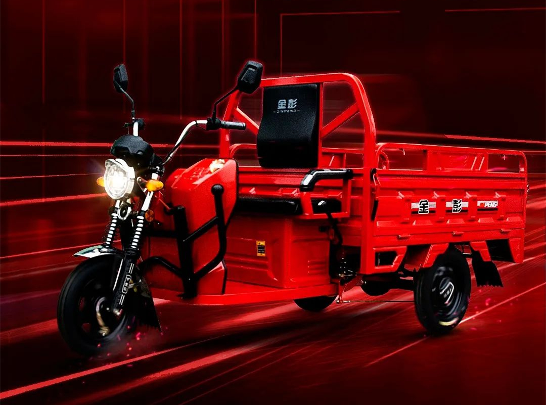 金彭推出新电动三轮车风暴加高车厢设计载重高主打货运