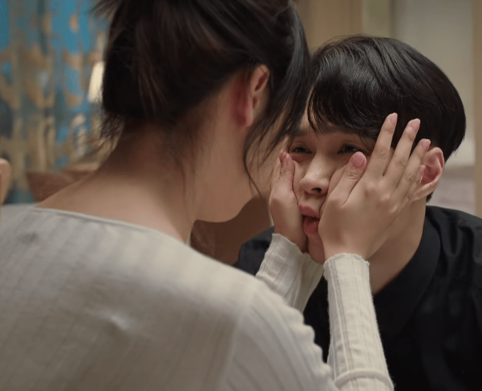 张艺兴和“前妻专业户”搭戏，演绎小情侣的日常，网友直呼甜蜜休闲区蓝鸢梦想 - Www.slyday.coM