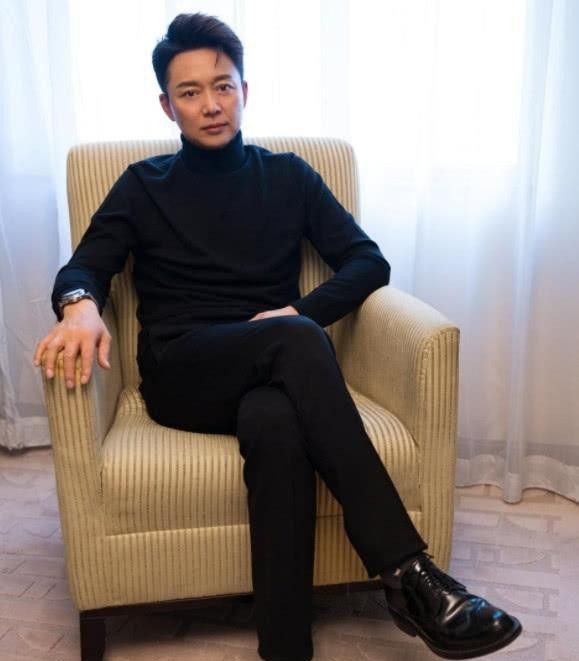 刘奕君27岁奉子成婚51岁大器晚成苦尽甘来终无遗憾