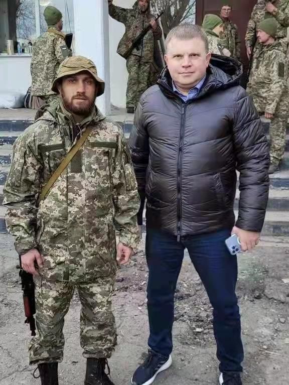 敬佩！乌克兰世界拳王加入基辅保卫战，与我国拳王邹市明是好友休闲区蓝鸢梦想 - Www.slyday.coM