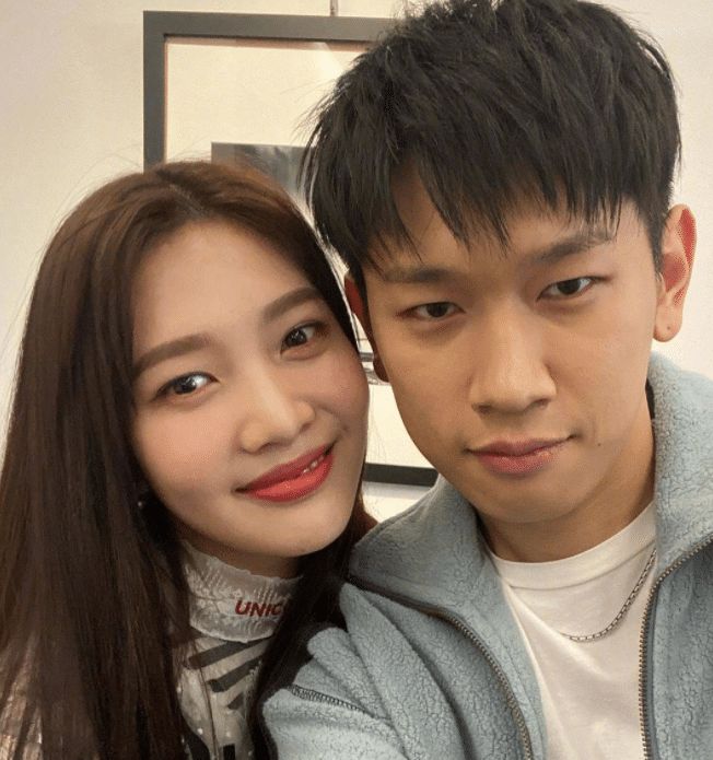 韩媒朴秀荣crush恋情曝光两人曾在520合作单曲
