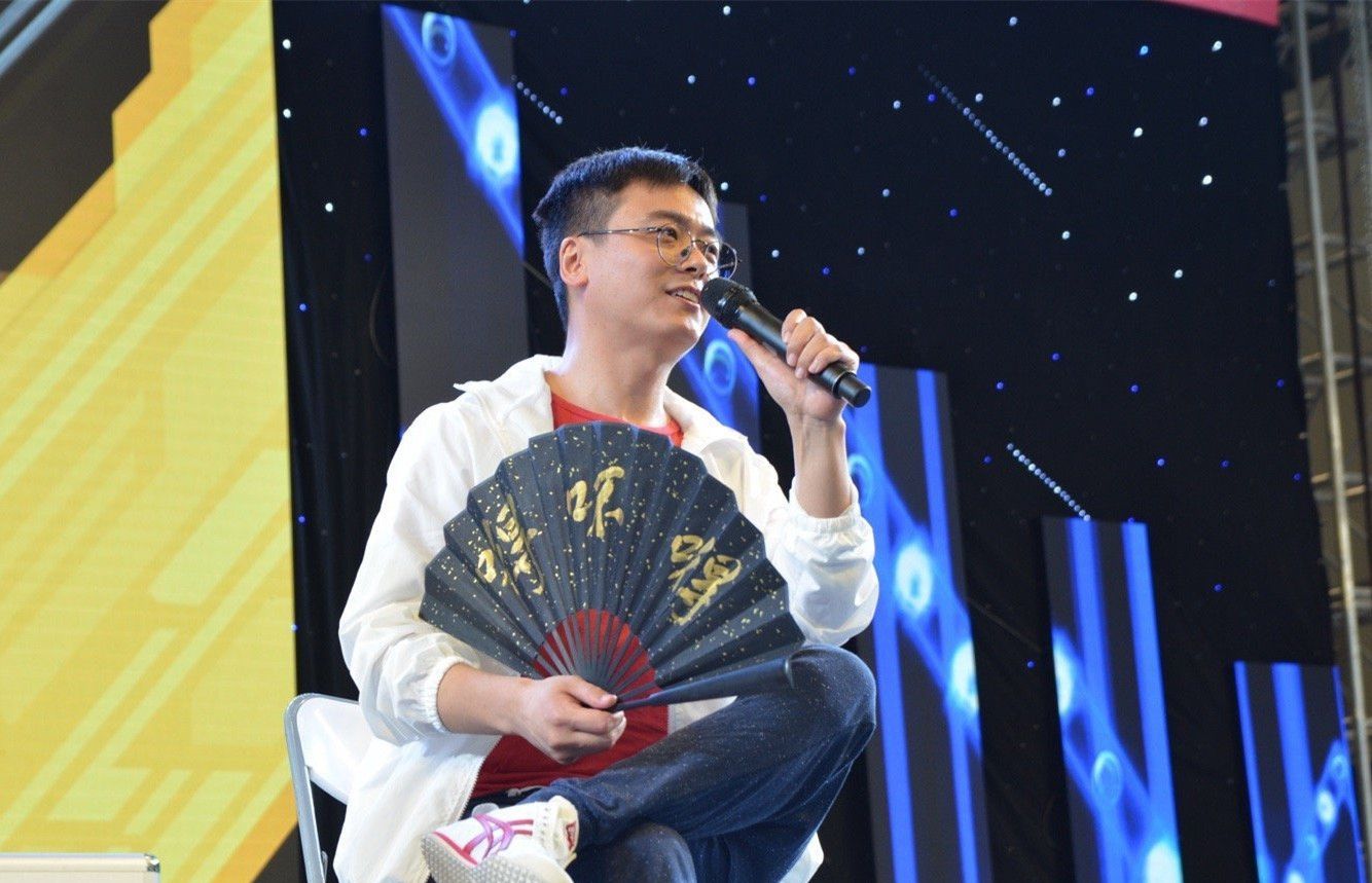 《陈情令》配音演员路知行,公然辱骂粉丝:把自己当大腕儿?