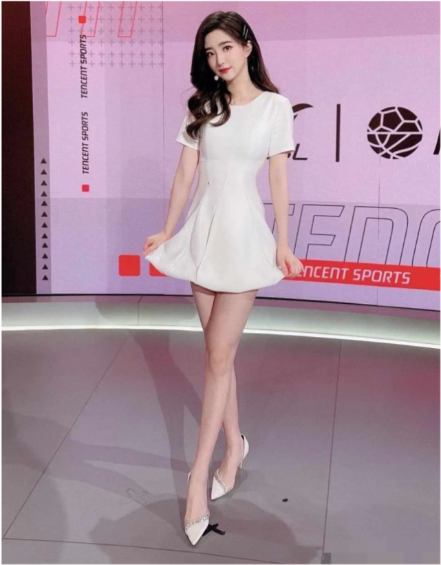 篮球美女主播门槛还真不低都是高学历张曼源的身材让球迷称赞