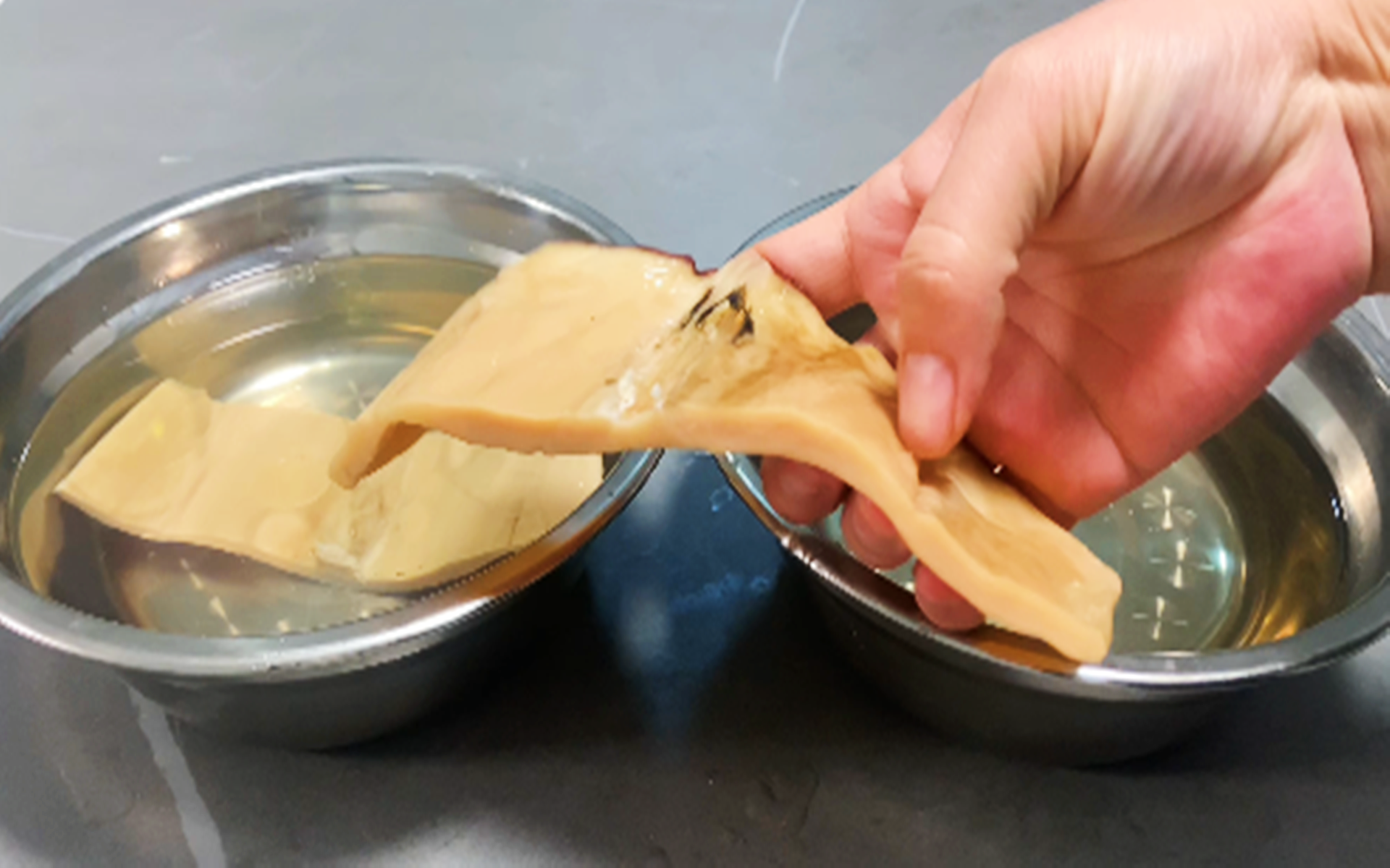 泡发鱿鱼用清水就错了海边人教你1个技巧2小时泡出5倍大