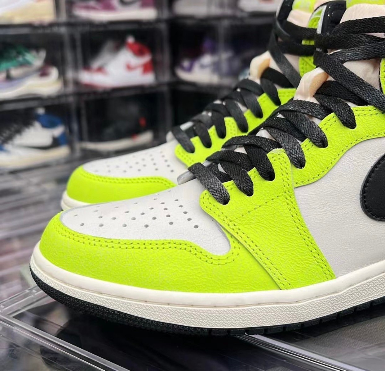 夏日醒目荧光黄全新airjordan1high实物图曝光