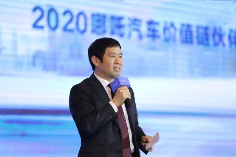 哪吒方运舟：建设智能汽车操作系统生态