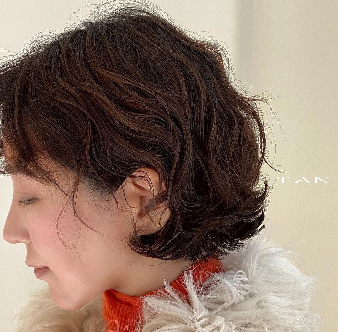 短发烫个卷,好看又减龄.|短发|图片_新浪新闻