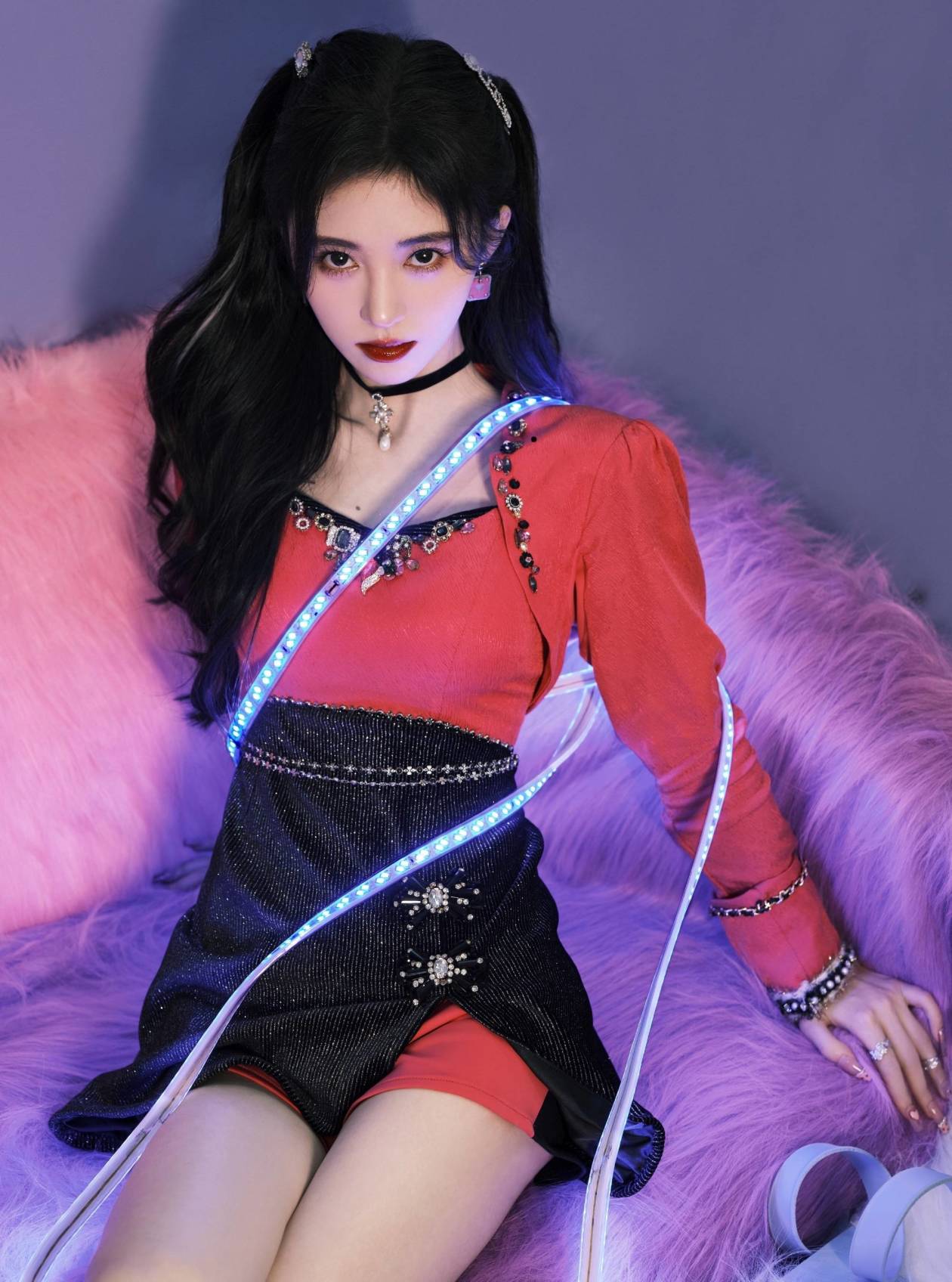 鞠婧祎最新大片曝光 双马尾造型俏皮可爱|鞠婧祎|大片|造型_新浪新闻