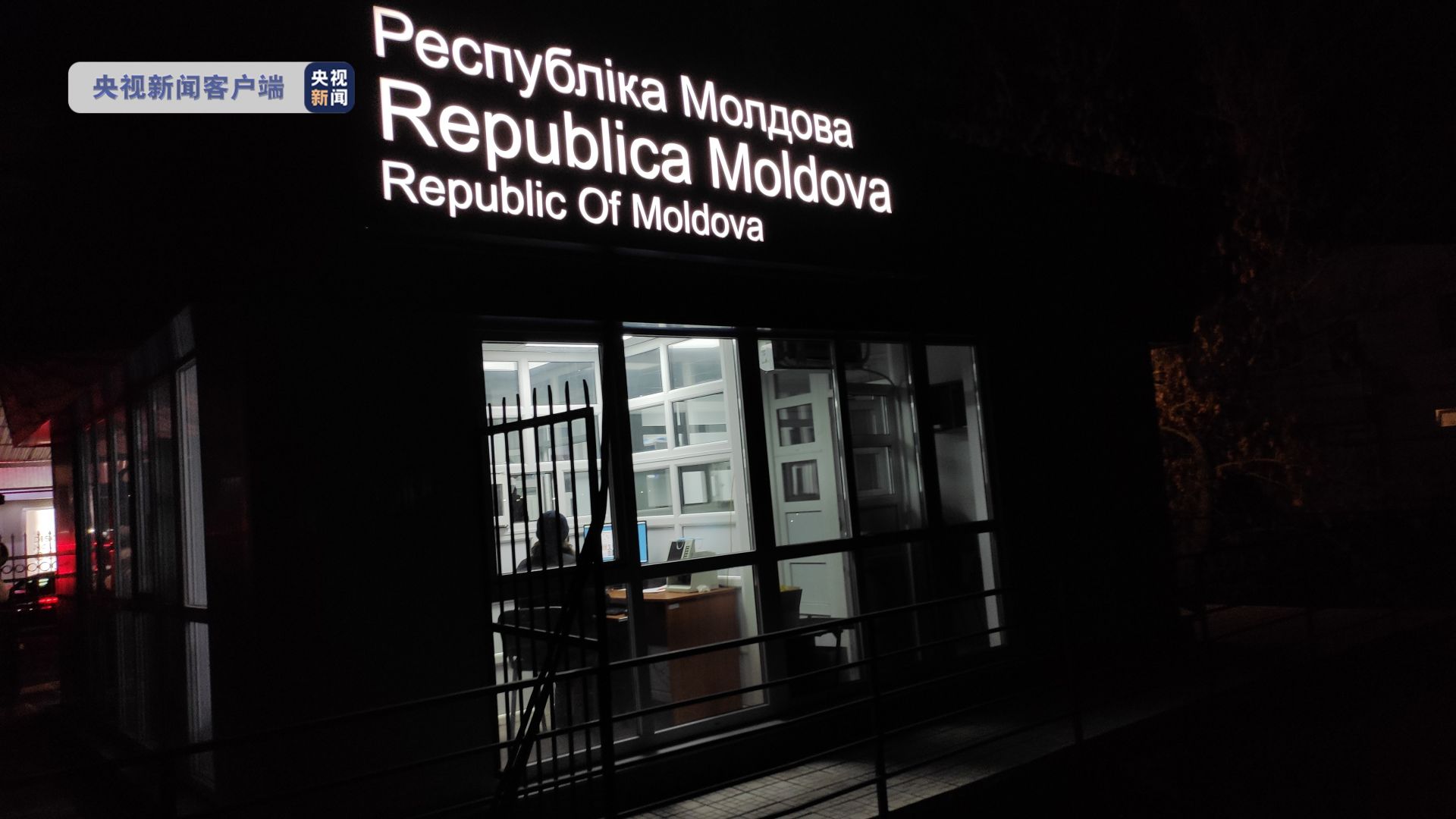 最新动态丨俄国防部：乌克兰军队出亚速海的通道已被完全封锁休闲区蓝鸢梦想 - Www.slyday.coM