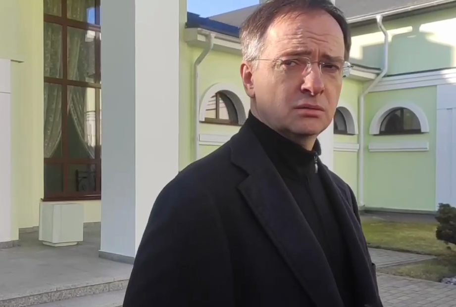 最新动态丨俄国防部：乌克兰军队出亚速海的通道已被完全封锁休闲区蓝鸢梦想 - Www.slyday.coM