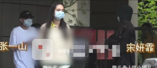 宋妍霏被留言:CC就应该CC,不应该和别的女生AA,这届网友太有才休闲区蓝鸢梦想 - Www.slyday.coM 宋妍霏被留言:CC就应该CC,不应该和别的女生AA,这届网友太有才休闲区蓝鸢梦想 - Www.slyday.coM