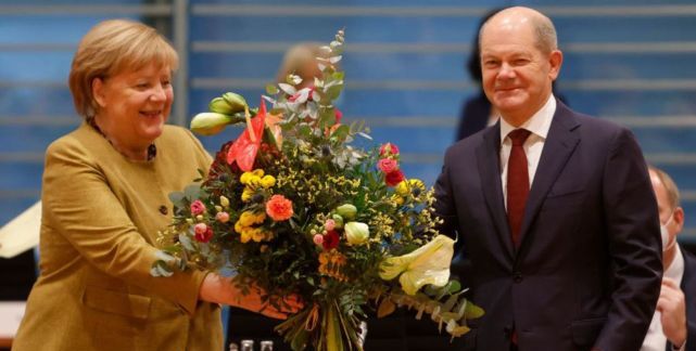 俄乌开战引发历史性转折:德国重新武装部队,日本想借机拥有核武休闲区蓝鸢梦想 - Www.slyday.coM 俄乌开战引发历史性转折:德国重新武装部队,日本想借机拥有核武休闲区蓝鸢梦想 - Www.slyday.coM