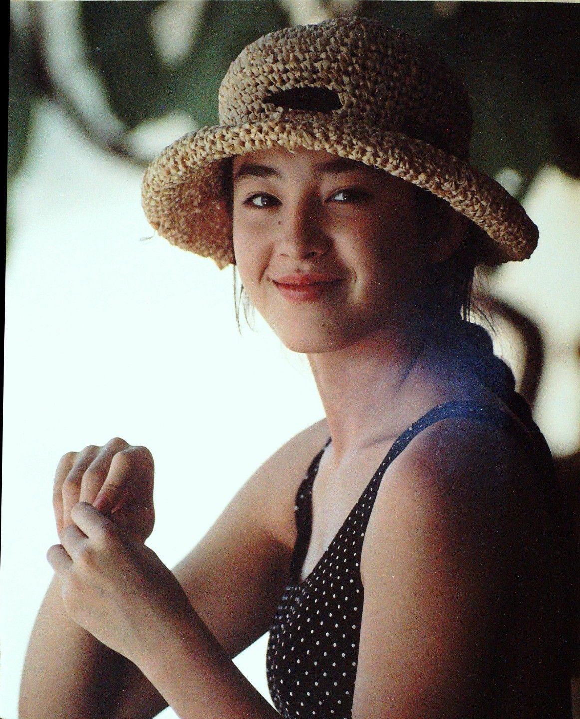 二十年前宫泽理惠的长相,连泪痣都让我心动__财经头条