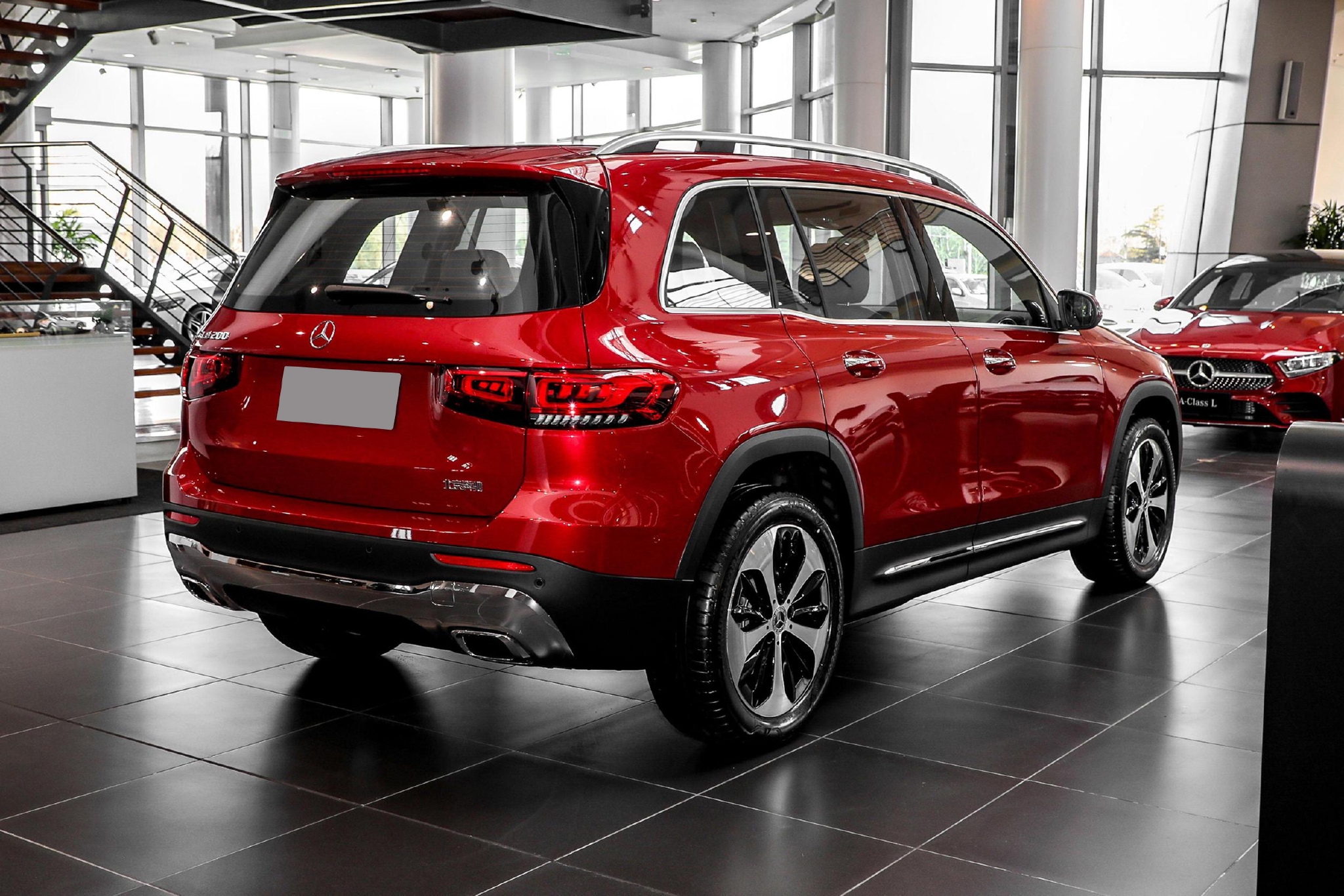 新款奔驰glb正式上市增加20t动力57座布局2959万起