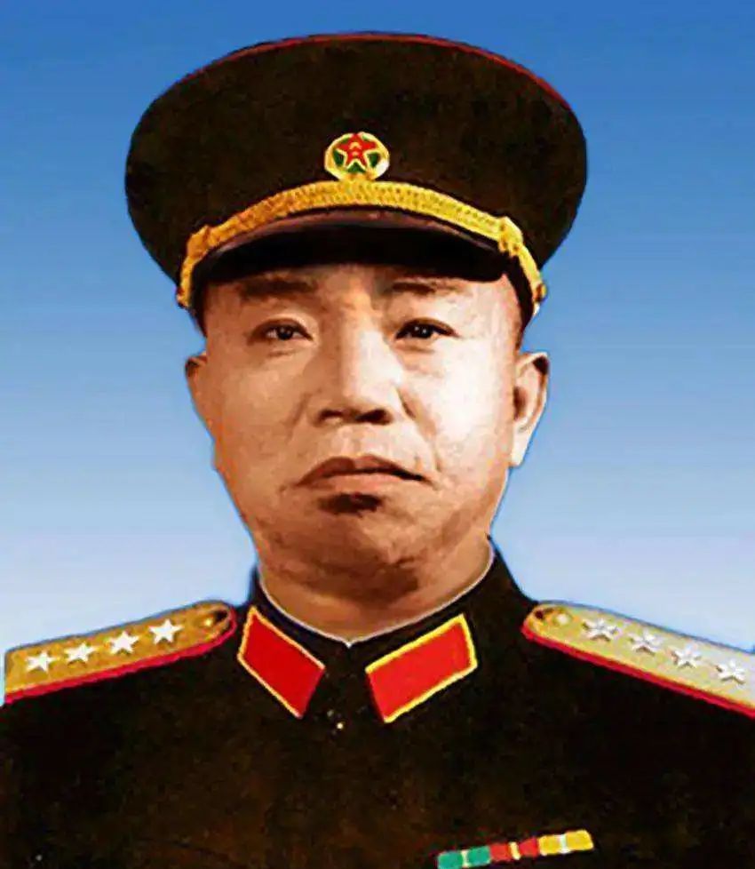 后来他在鄂豫皖根据地担任团长,师长,红四方面军副总指挥兼31军军长等