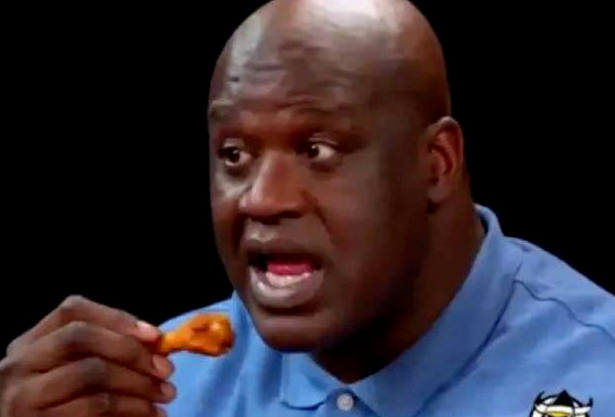 这不是P图,奥尼尔体型就这么夸张!手臂像充气 吃鸡腿像剔牙休闲区蓝鸢梦想 - Www.slyday.coM 这不是P图,奥尼尔体型就这么夸张!手臂像充气 吃鸡腿像剔牙休闲区蓝鸢梦想 - Www.slyday.coM