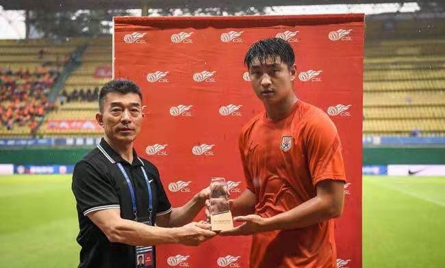 郭田雨留洋身穿18号租借合同却只有半年下半赛季有望踢中超