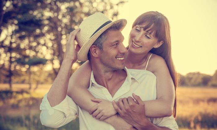 但是年龄还小,所以并不急着让孙鹏飞结婚