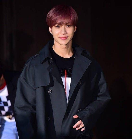 shinee李泰民今日入伍在军乐队服役