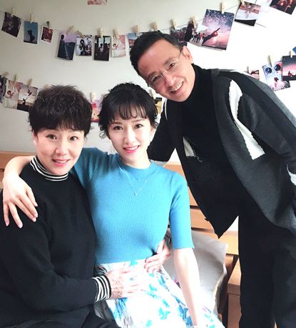 小惊喜:董母是樊胜美的妈妈,生活中她可是大美人|康群智|大美人|我们