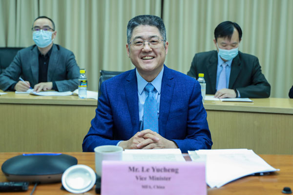 外交部副部长乐玉成同欧盟对外行动署秘书长通话，就乌克兰问题交换意见休闲区蓝鸢梦想 - Www.slyday.coM