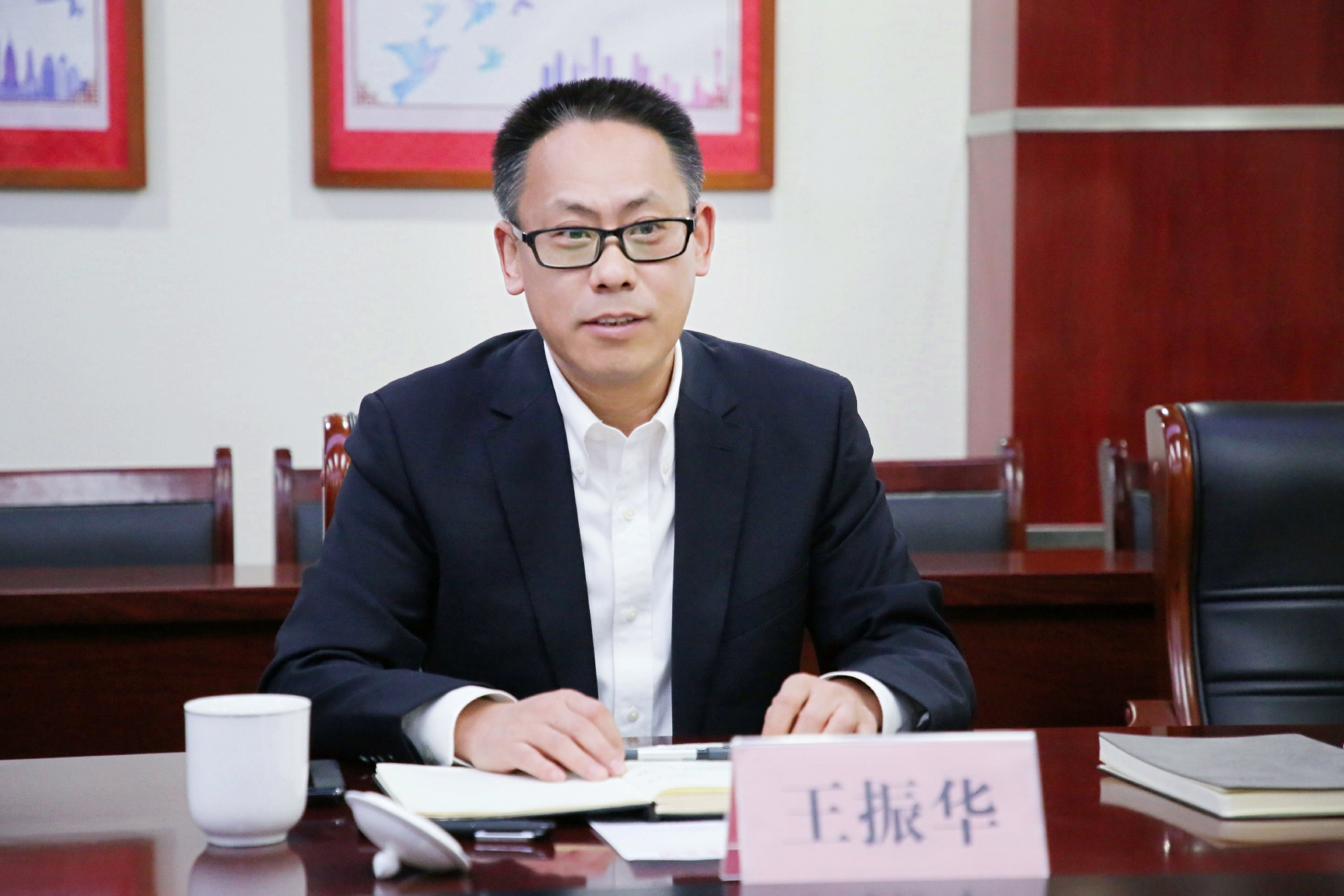 圆桌|加强公共服务,促进残疾人就业|就业|北京市_新浪新闻