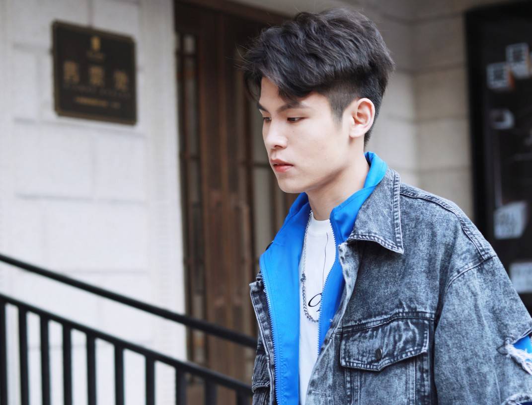 李诞卸任后精心布局,何广智接替庞博"笑草"地位,被捧上恋综|何广智|李