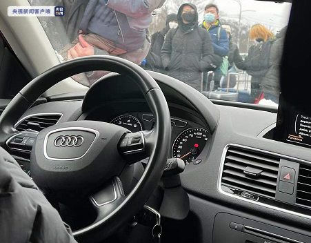 撤离乌克兰！驻乌大使馆：撤侨可带外籍配偶、父母或子女休闲区蓝鸢梦想 - Www.slyday.coM