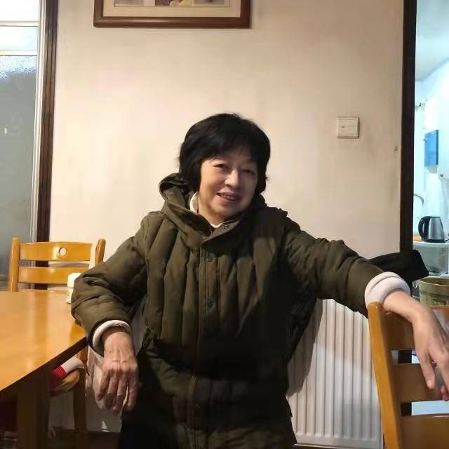 媒体谈“八旬老太太出版小说”：丰盈精神家园没有止境休闲区蓝鸢梦想 - Www.slyday.coM