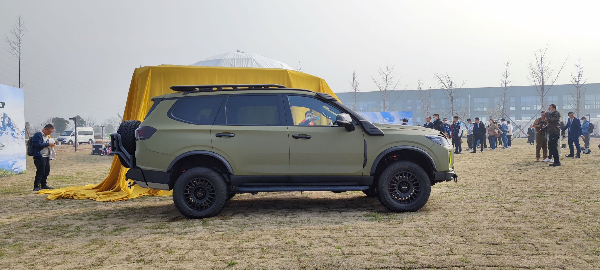 售价3098万元上汽大通d90pro亚马逊版上市