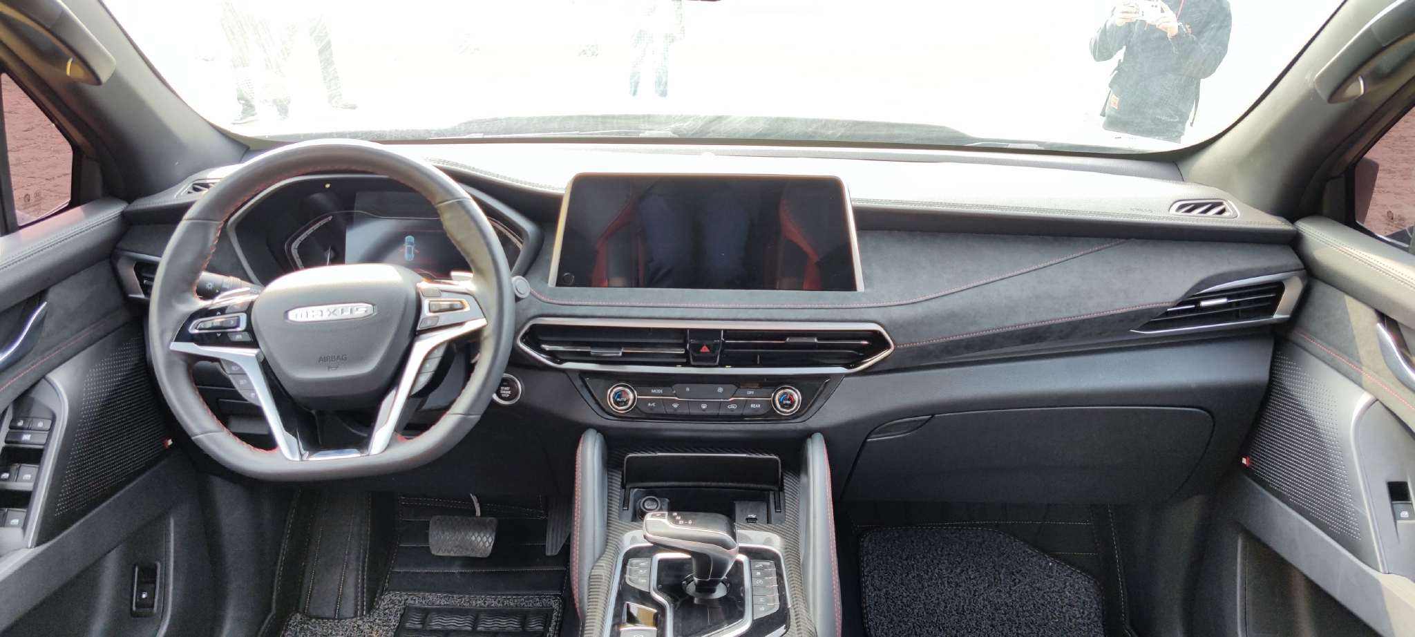 售价3098万元上汽大通d90pro亚马逊版上市