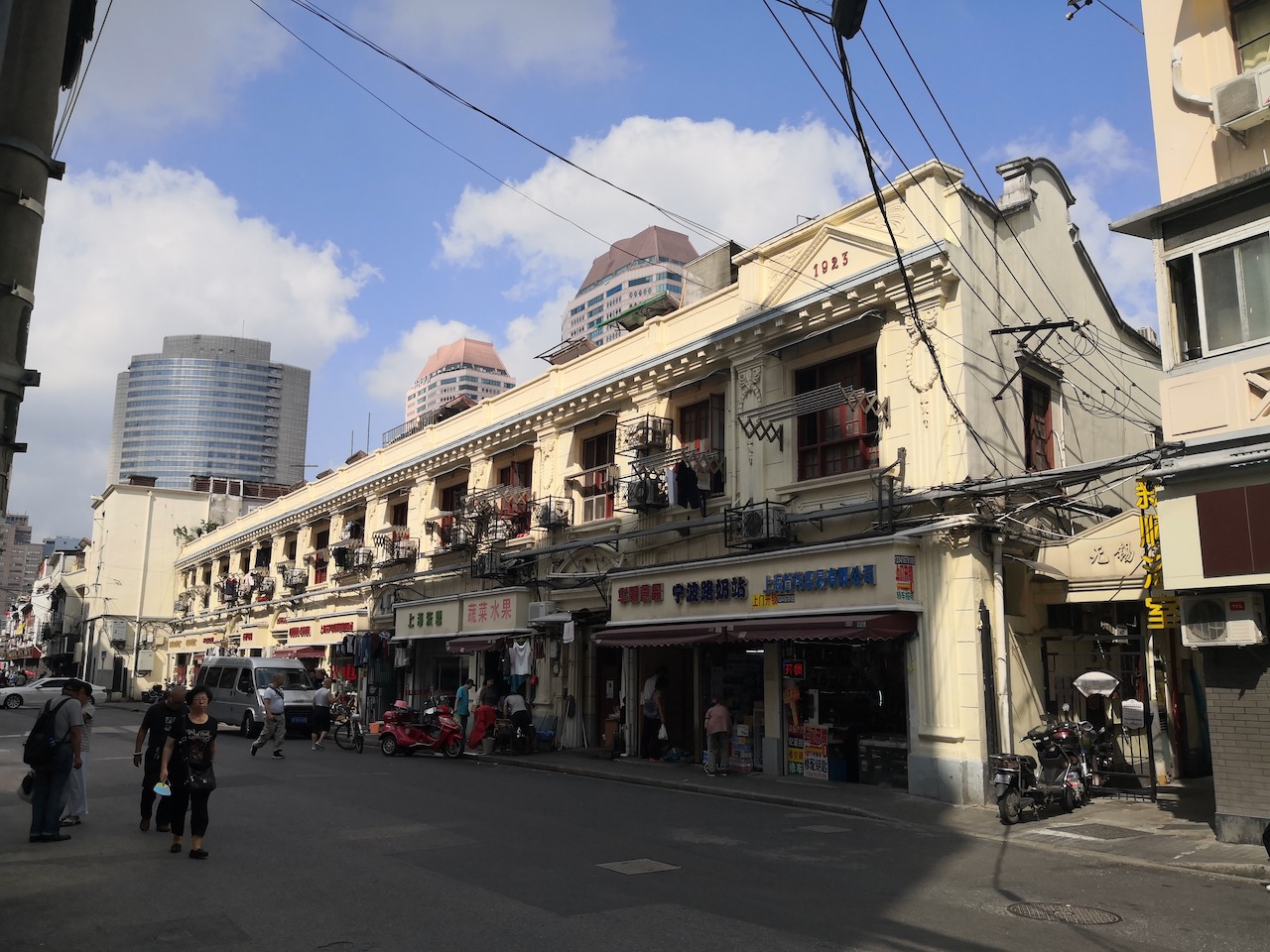 宁波路街景