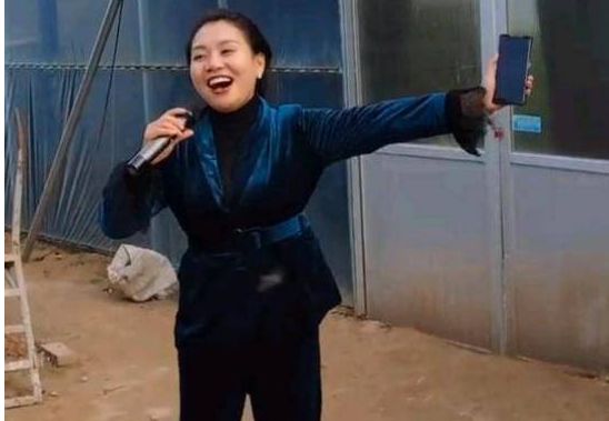 歌手袁庆净身出户直言离婚与大衣哥无关网友大衣嫂慌了