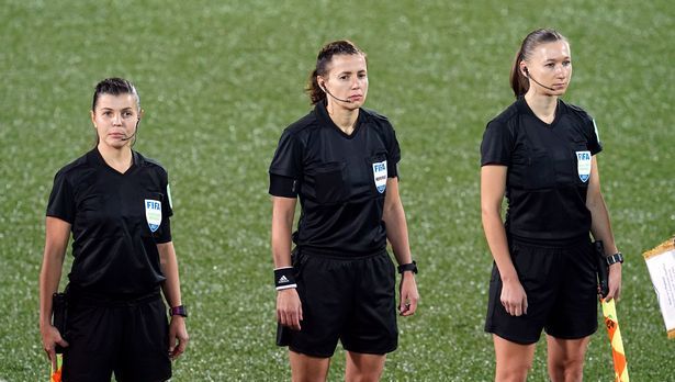 创历史乌克兰女裁判身陷俄军包围：已备好自制武器,将抵抗到底休闲区蓝鸢梦想 - Www.slyday.coM